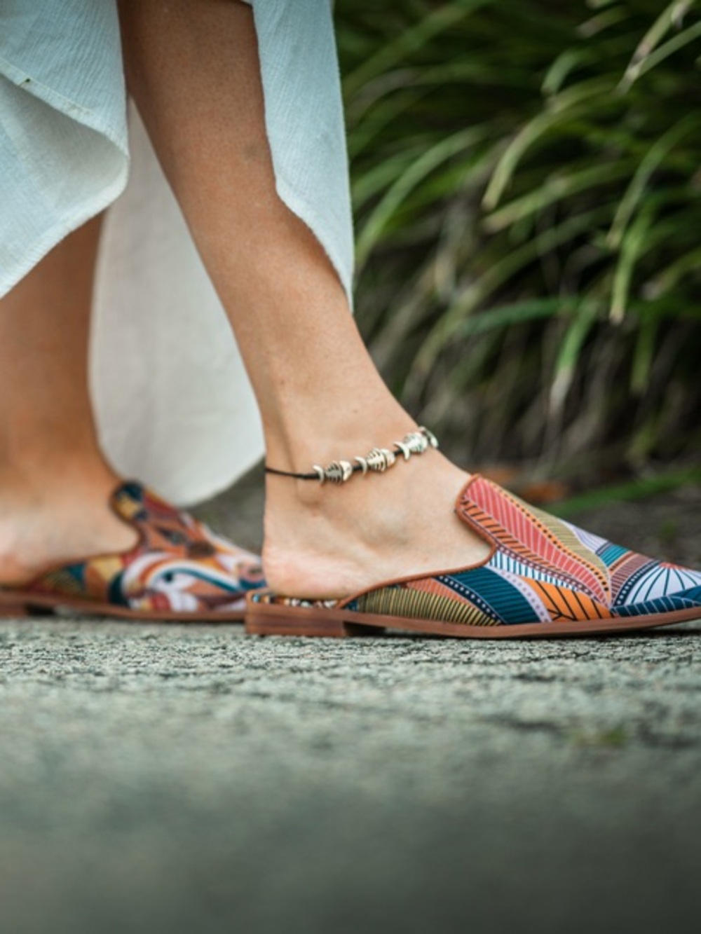 Inkkas Cyperus Slides Boho Beach Resort Wearable Art Flat Mule Shoes Size 8
